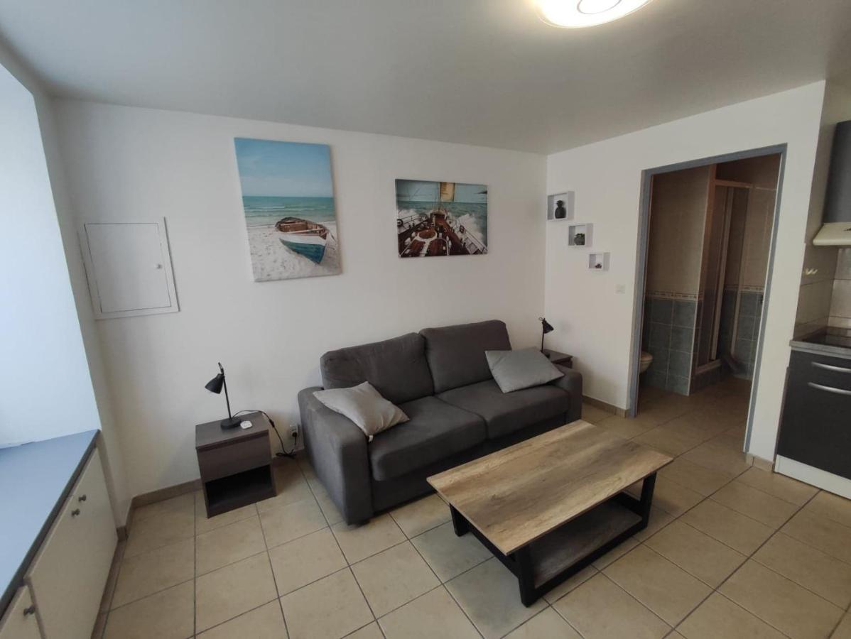 Studio 2 Personnes En Centre Ville Saint-Pierre-de-Plesguen Buitenkant foto